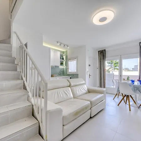 Casa Con Piscina Privada Y Comunitaria Semesterbostad