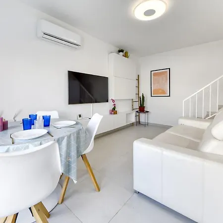 Casa Con Piscina Privada Y Comunitaria Tatil Evi